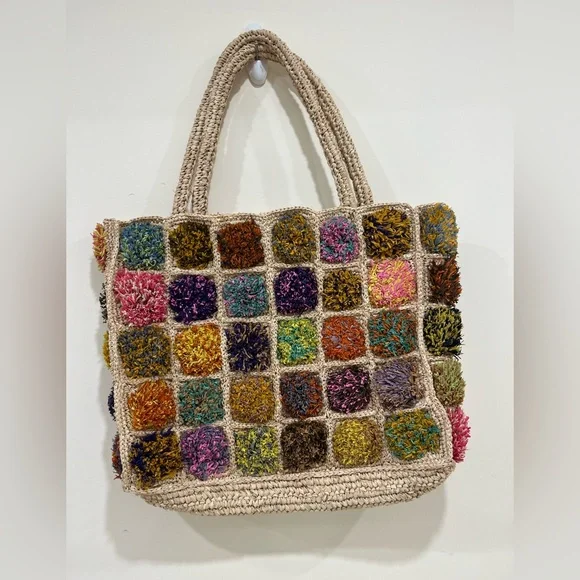 Raffia Crochet Tote Bag - Picture 6 of 17